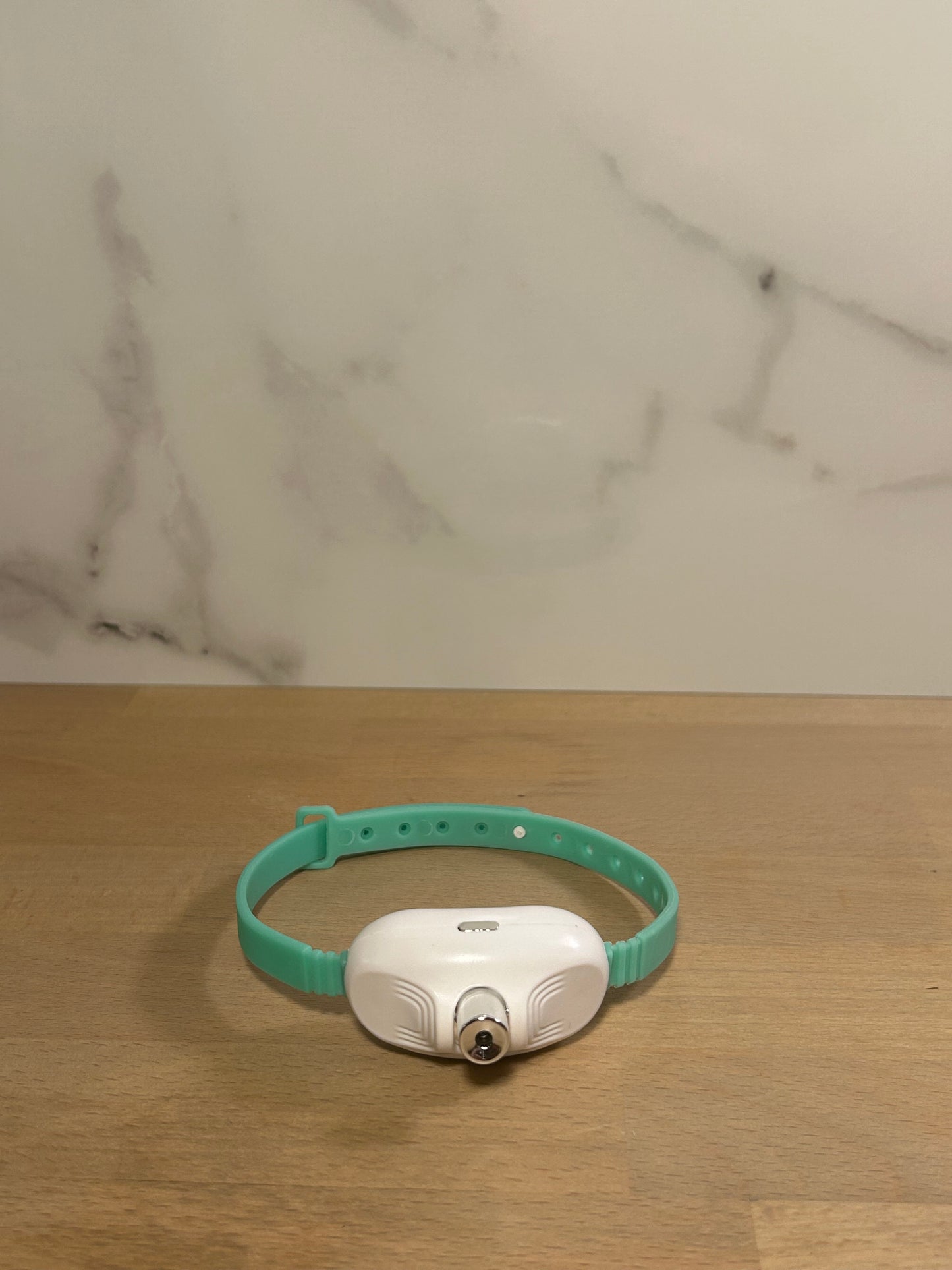 Collier Laser Automatique – Anti-Ennui